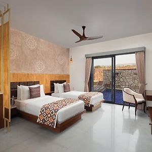 Premium Twin Room Aravali View